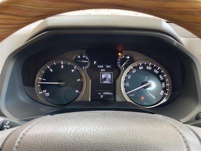 صورة 9 لـ 2023 Toyota LAND CRUISER PRADO