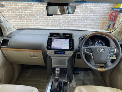 صورة 7 لـ 2023 Toyota LAND CRUISER PRADO