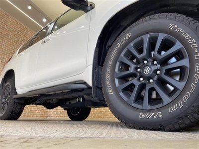 صورة مصغرة 38 لـ 2023 Toyota LAND CRUISER PRADO