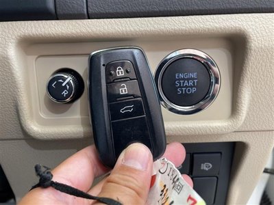 صورة مصغرة 22 لـ 2023 Toyota LAND CRUISER PRADO