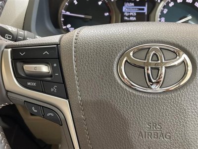 صورة 10 لـ 2023 Toyota LAND CRUISER PRADO