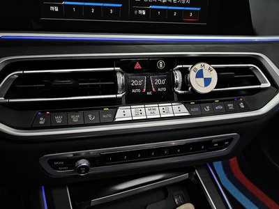 2020 BMW X7 缩略图 27