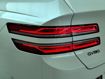 GENESIS GV80 - 10
