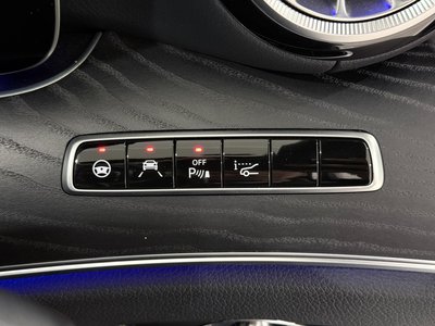 MERCEDES-BENZ E-CLASS COUPE - 6