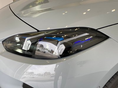 2025 BMW 1 SERIES photo 7