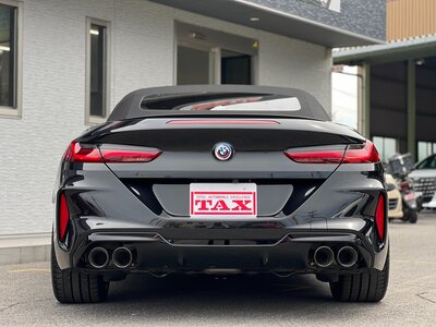 BMW M8 CABRIOLET 2023 thumbnail 10