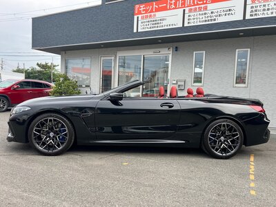 BMW M8 CABRIOLET 2023 thumbnail 12