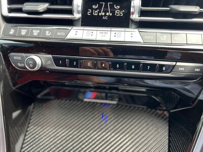 BMW M8 CABRIOLET 2023 thumbnail 49