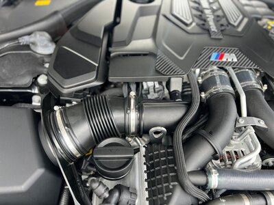 BMW M8 CABRIOLET 2023 thumbnail 55