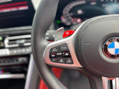 BMW M8 CABRIOLET 2023 thumbnail 39