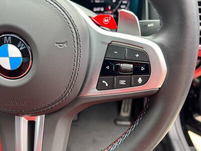 BMW M8 CABRIOLET 2023 thumbnail 40