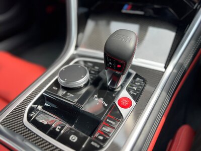 BMW M8 CABRIOLET 2023 thumbnail 42