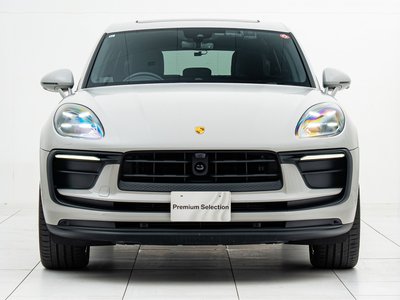 PORSCHE MACAN - 5