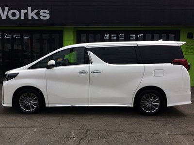 2023 Toyota ALPHARD thumbnail 29