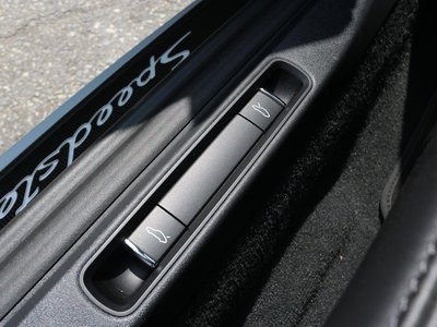 2020 Porsche 911 缩略图 22