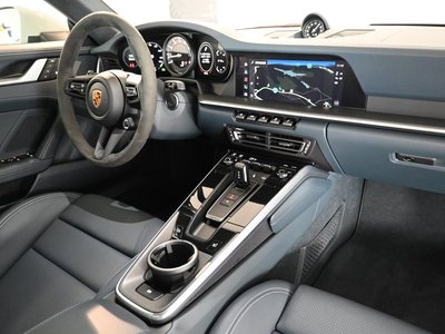 PORSCHE 911 - 8