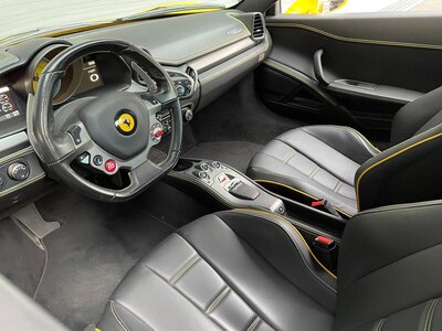 FERRARI 458 ITALIA - 2