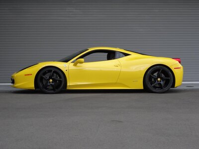 FERRARI 458 ITALIA - 8