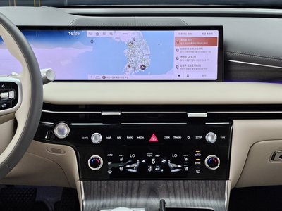2024 Genesis G80 (RG3) thumbnail 14