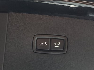 2022 Porsche CAYENNE — миниатюра 22