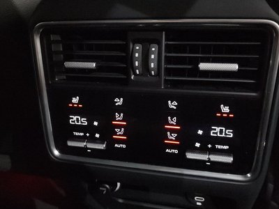 2022 Porsche CAYENNE — миниатюра 31