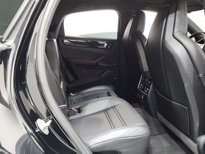 2022 Porsche CAYENNE — миниатюра 17
