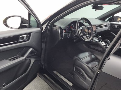 2022 Porsche CAYENNE — миниатюра 13