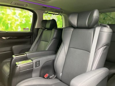 TOYOTA ALPHARD - 8