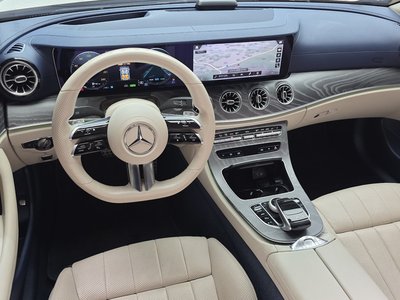 MERCEDES-BENZ E-CLASS - 5