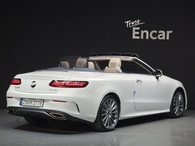 MERCEDES-BENZ E-CLASS - 4