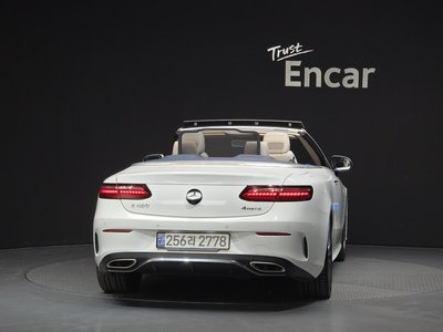 MERCEDES-BENZ E-CLASS - 3