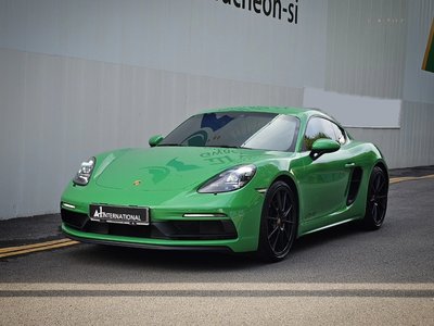 صورة 1 لـ 2021 Porsche 718