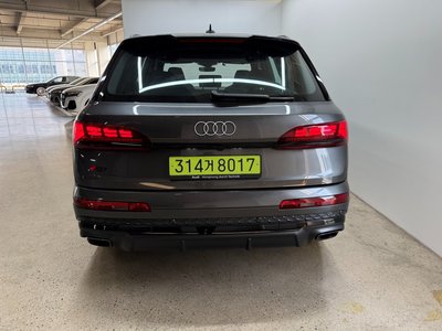 صورة 2 لـ 2025 AUDI Q7