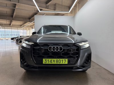 صورة 4 لـ 2025 AUDI Q7