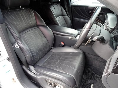 صورة مصغرة 27 لـ 2018 Lexus LS