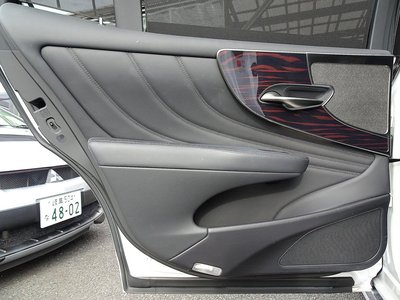 صورة مصغرة 41 لـ 2018 Lexus LS