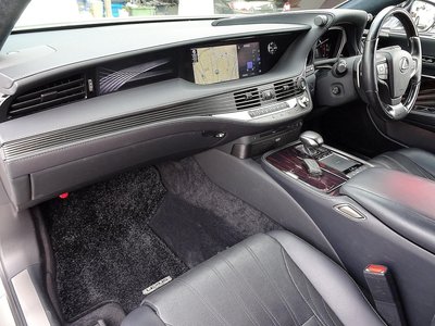 صورة مصغرة 26 لـ 2018 Lexus LS
