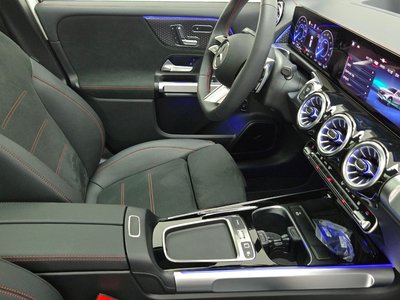 2025 Mercedes-BENZ EQB 照片 9