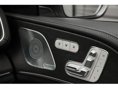 MERCEDES-BENZ GLS - 9