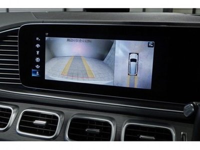 MERCEDES-BENZ GLS - 7