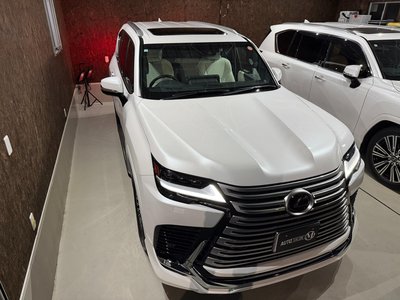 LEXUS LX - 8