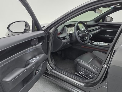 صورة 10 لـ 2022 Genesis G90 (RS4)