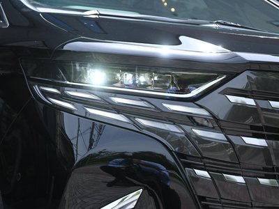 TOYOTA ALPHARD - 8