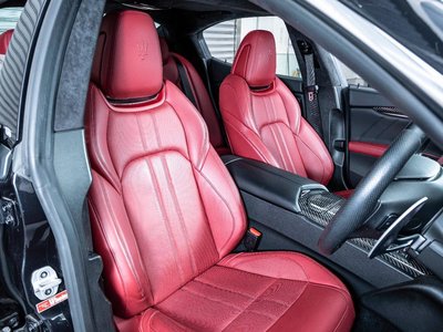 صورة 9 لـ 2021 Maserati GHIBLI