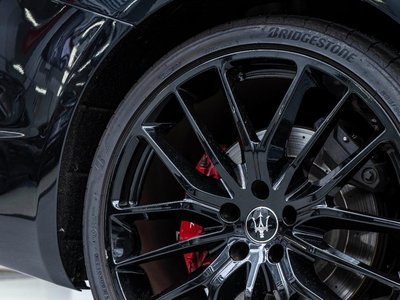 صورة 37 لـ 2021 Maserati GHIBLI