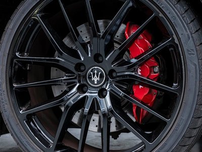 صورة 6 لـ 2021 Maserati GHIBLI