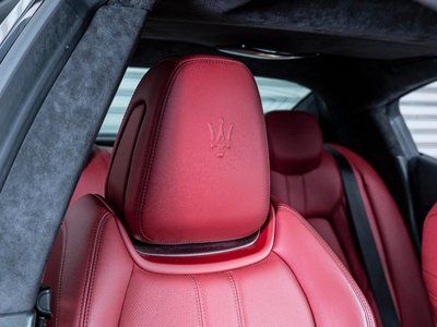 صورة 20 لـ 2021 Maserati GHIBLI