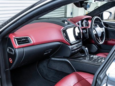 صورة 48 لـ 2021 Maserati GHIBLI