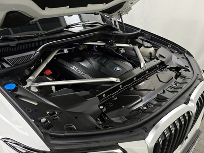 BMW X7 - 7