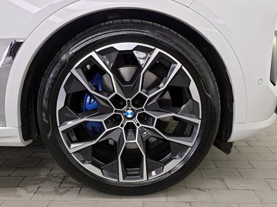 BMW X7 - 8